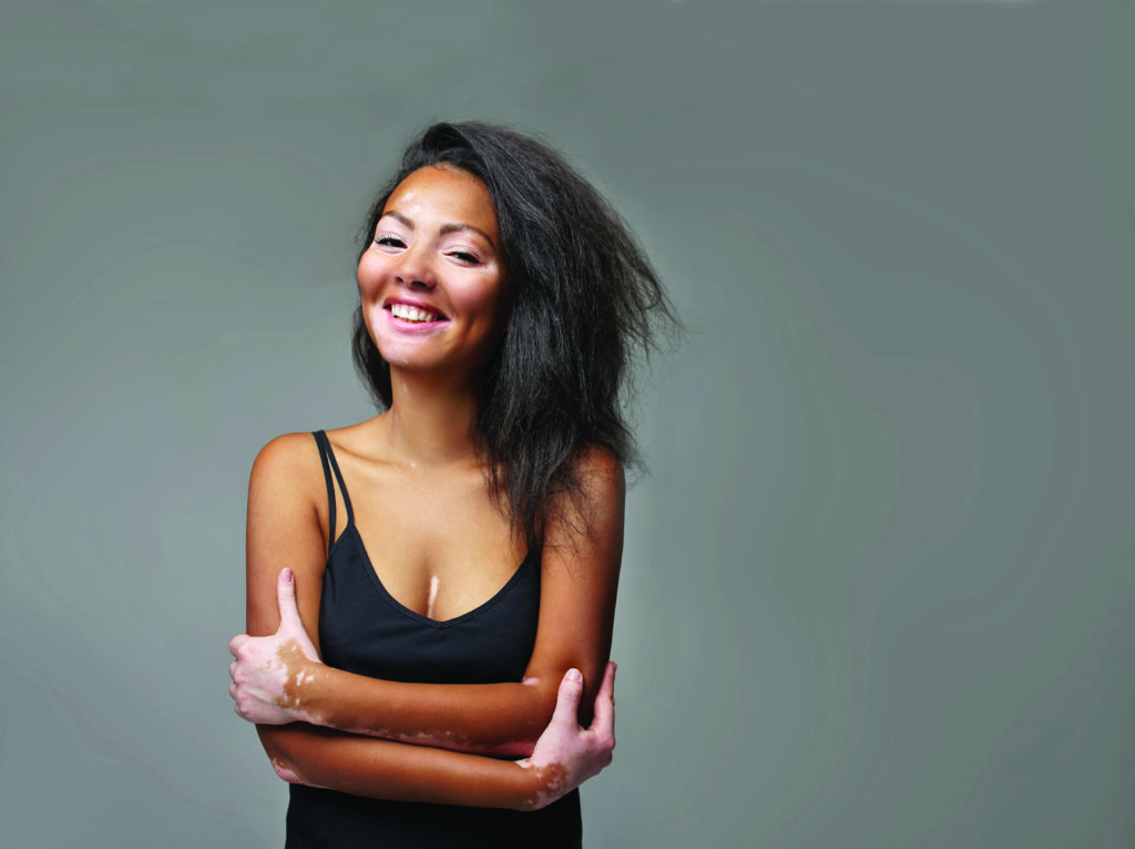 niña americana africana, en, estudio